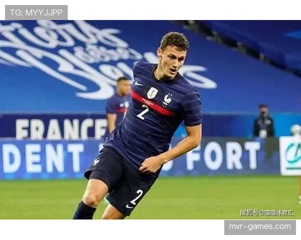 帕瓦尔边后卫位置表现稳健，防守贡献与进攻参与持续提升